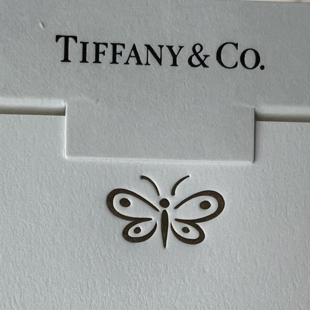 Tiffany & Co. Flat Note Cards with Gold Tone Butterfly & Matching Envelopes - Picture 4 of 6